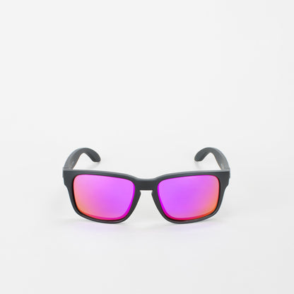 OUT OF | Swordfish - Black